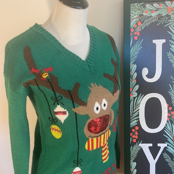 KIM ROGERS UGLY CHRISTMAS SWEATER 🎁 - Picture 5 of 9